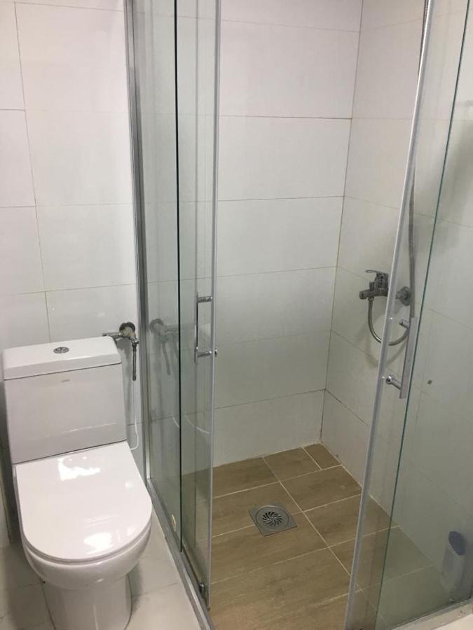 Two Rooms And Kitchen, Bathroom With Balcony Apartment Skopje Exterior photo